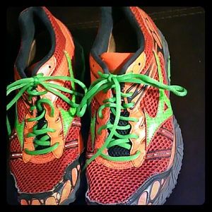 mizuno ascend 8 mens